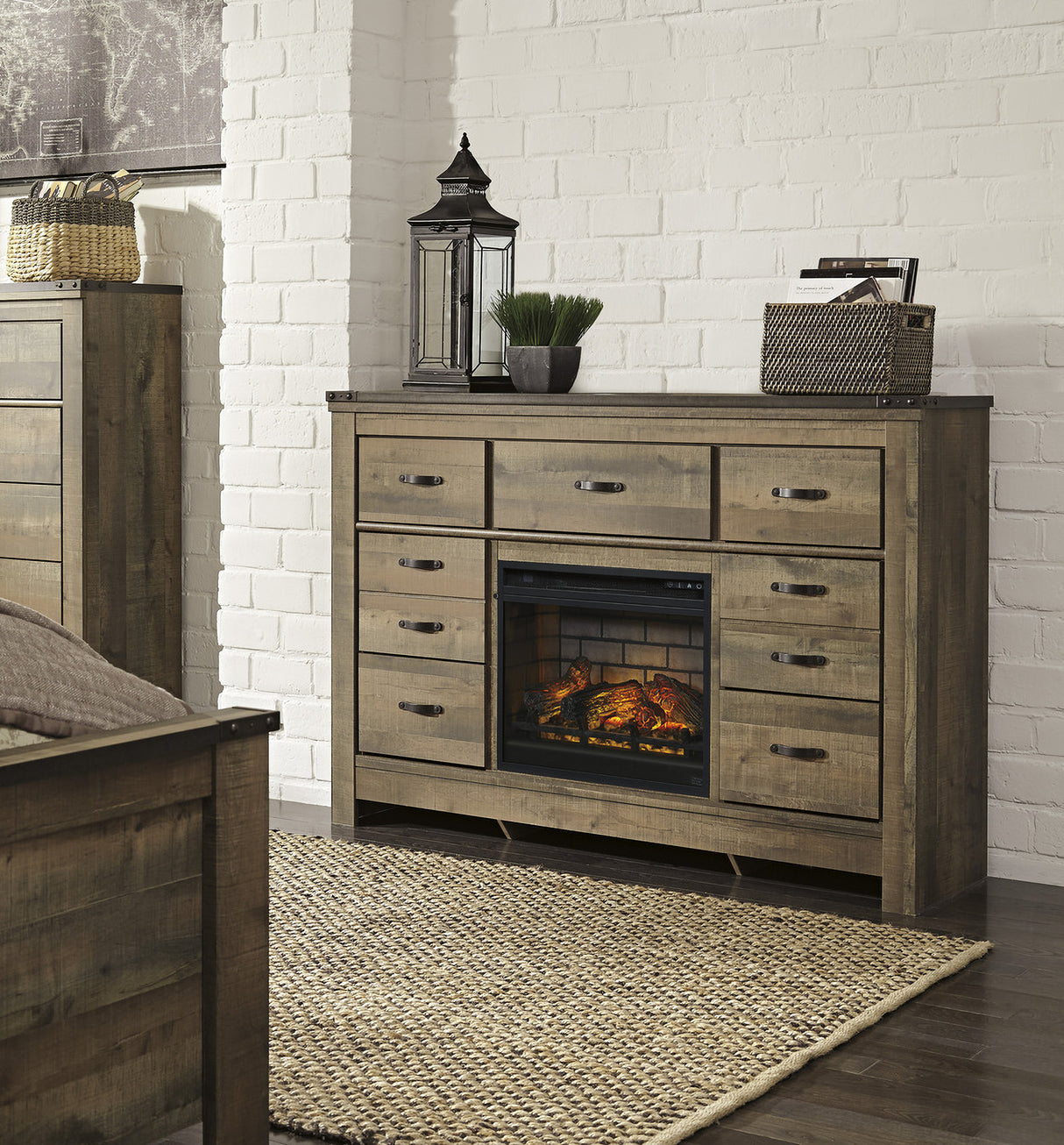 Trinell Brown Youth Panel Bedroom Set
