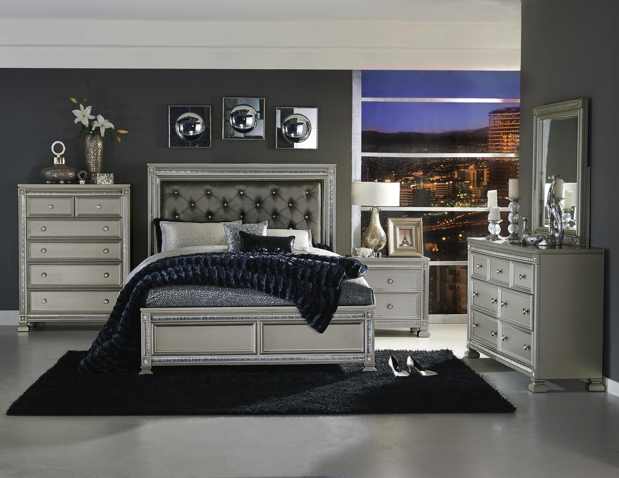 Bevelle Silver Queen Bed