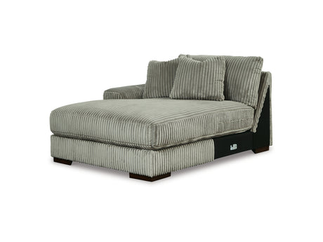 Lindyn 3-Piece Sectional with Double Chaise