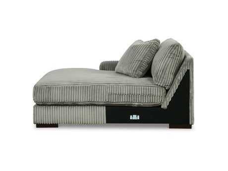 Lindyn 3-Piece Sectional with Double Chaise