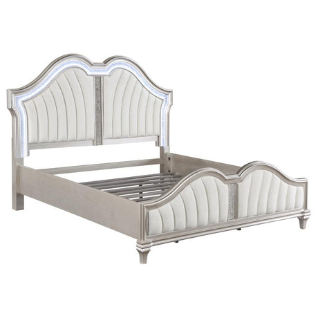 Evangeline 4-Piece Upholstered Platform Queen Bedroom Set Ivory And Silver Oak