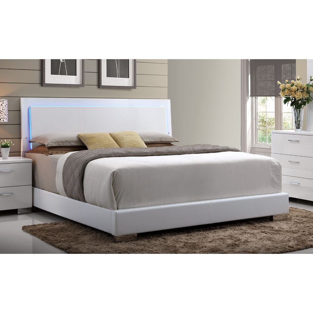 Lorimar White Synthetic Leather & Chrome Leg Eastern King Bed