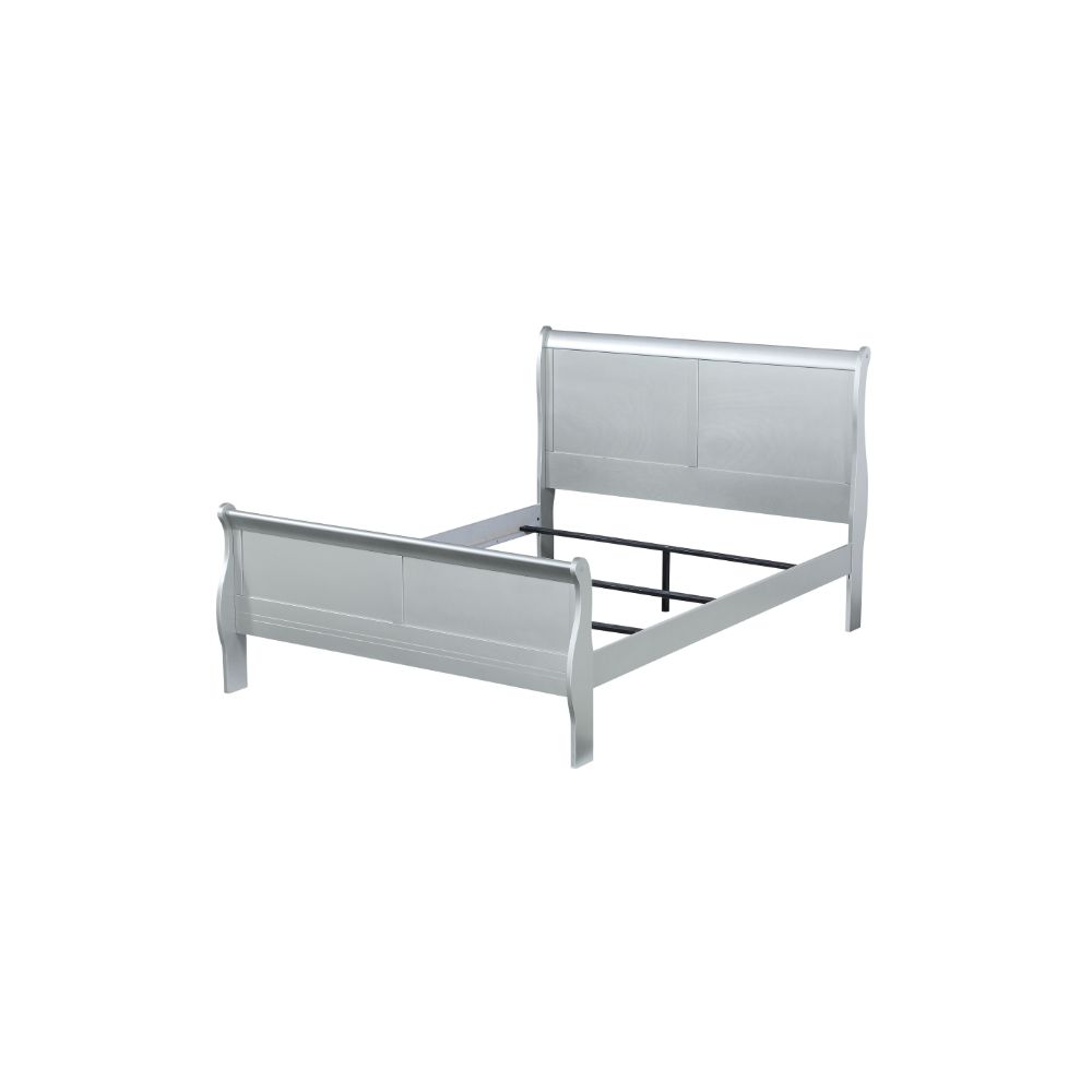 Louis Platinum Finish Philippe Queen Bed