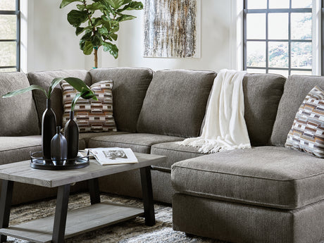 O'Phannon Putty 2-Piece Left-Arm Facing Sectional With Chaise