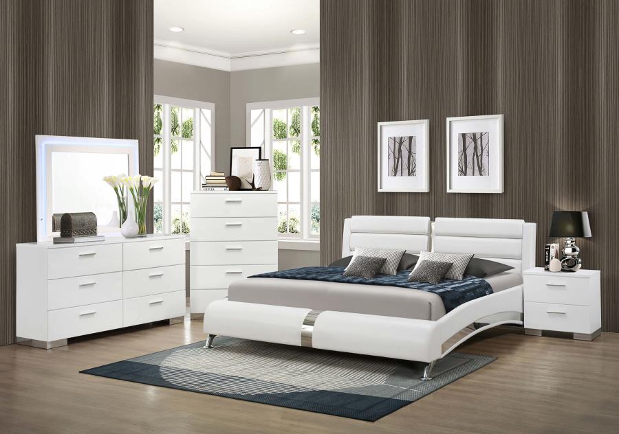 Jeremaine Glossy White Queen Bedroom Set