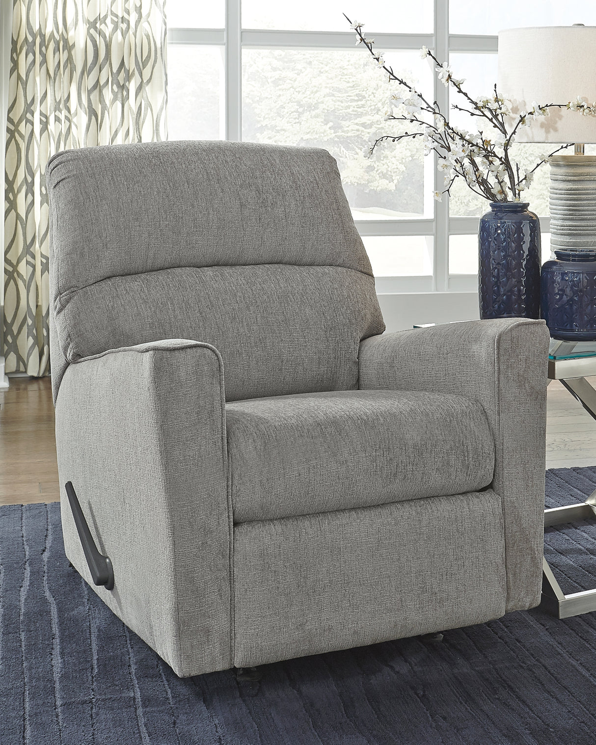 Altari Alloy Recliner