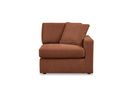 Modmax Spice 4-Piece Sectional And Ottoman