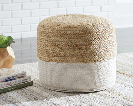 Sweed Natural/White Valley Pouf