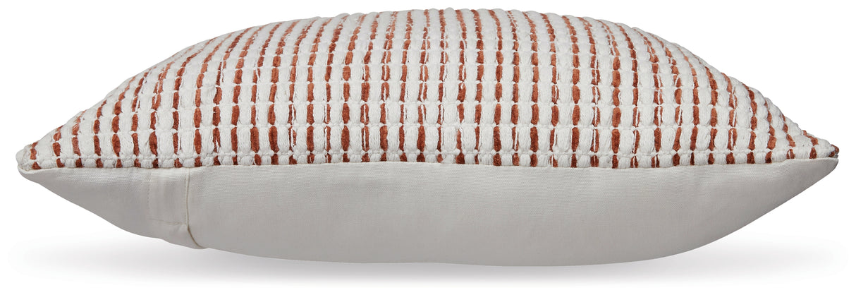 Nashlin White/Rust Pillow (Set Of 4)