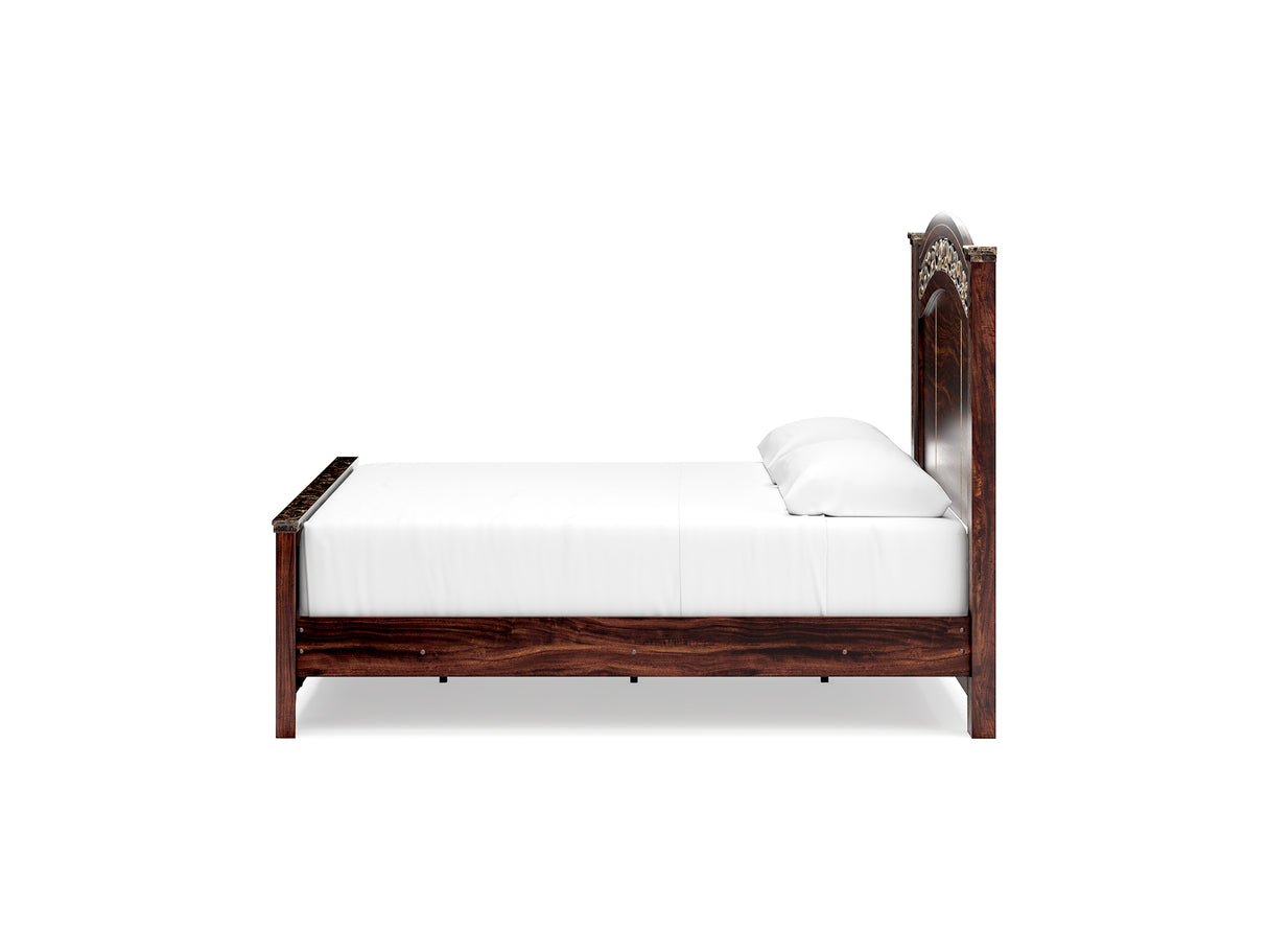 Glosmount Two-Tone King Poster Bed