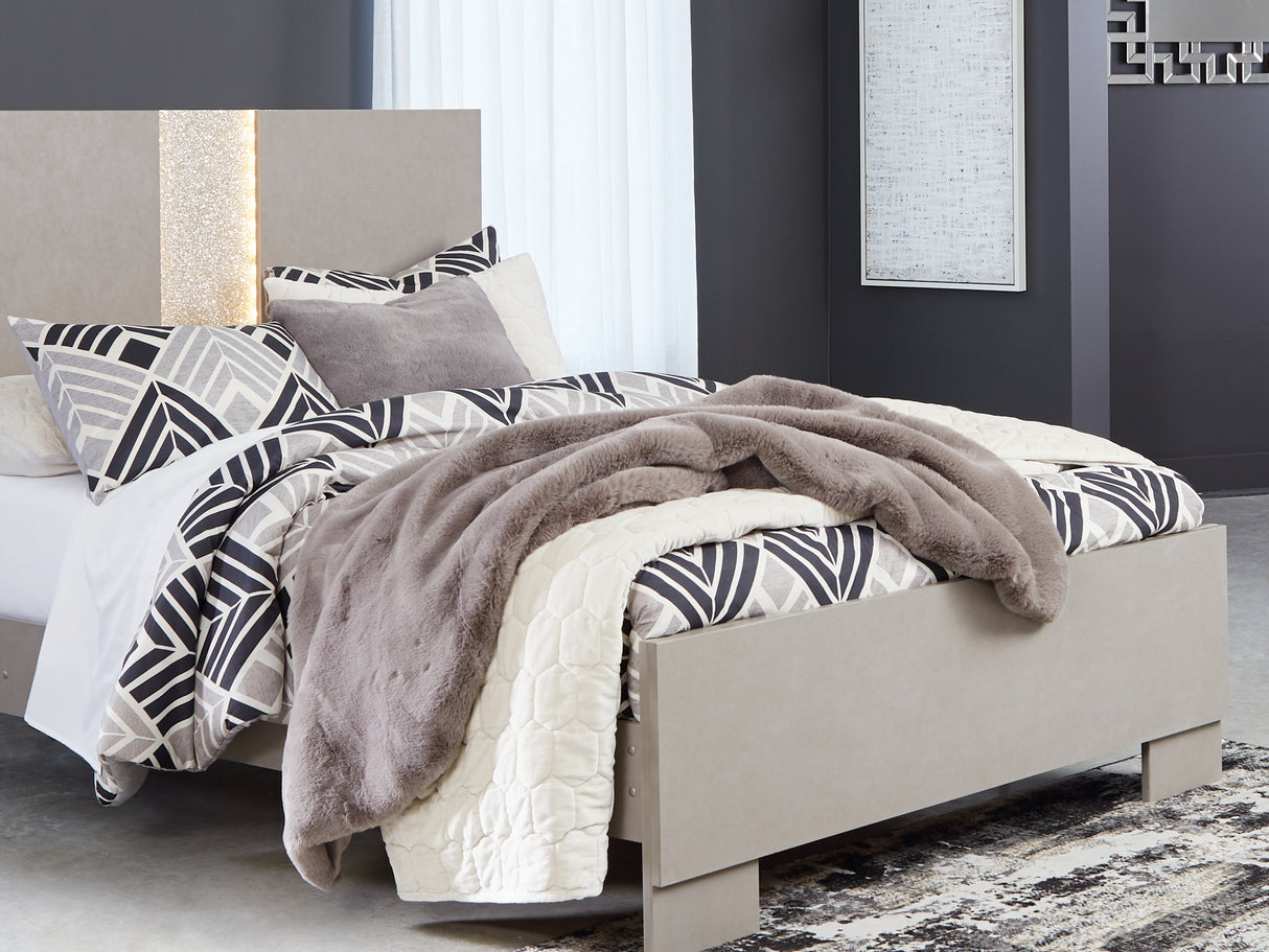 Surancha Queen Panel Bed, Dresser, Mirror, Chest And 2 Nightstands