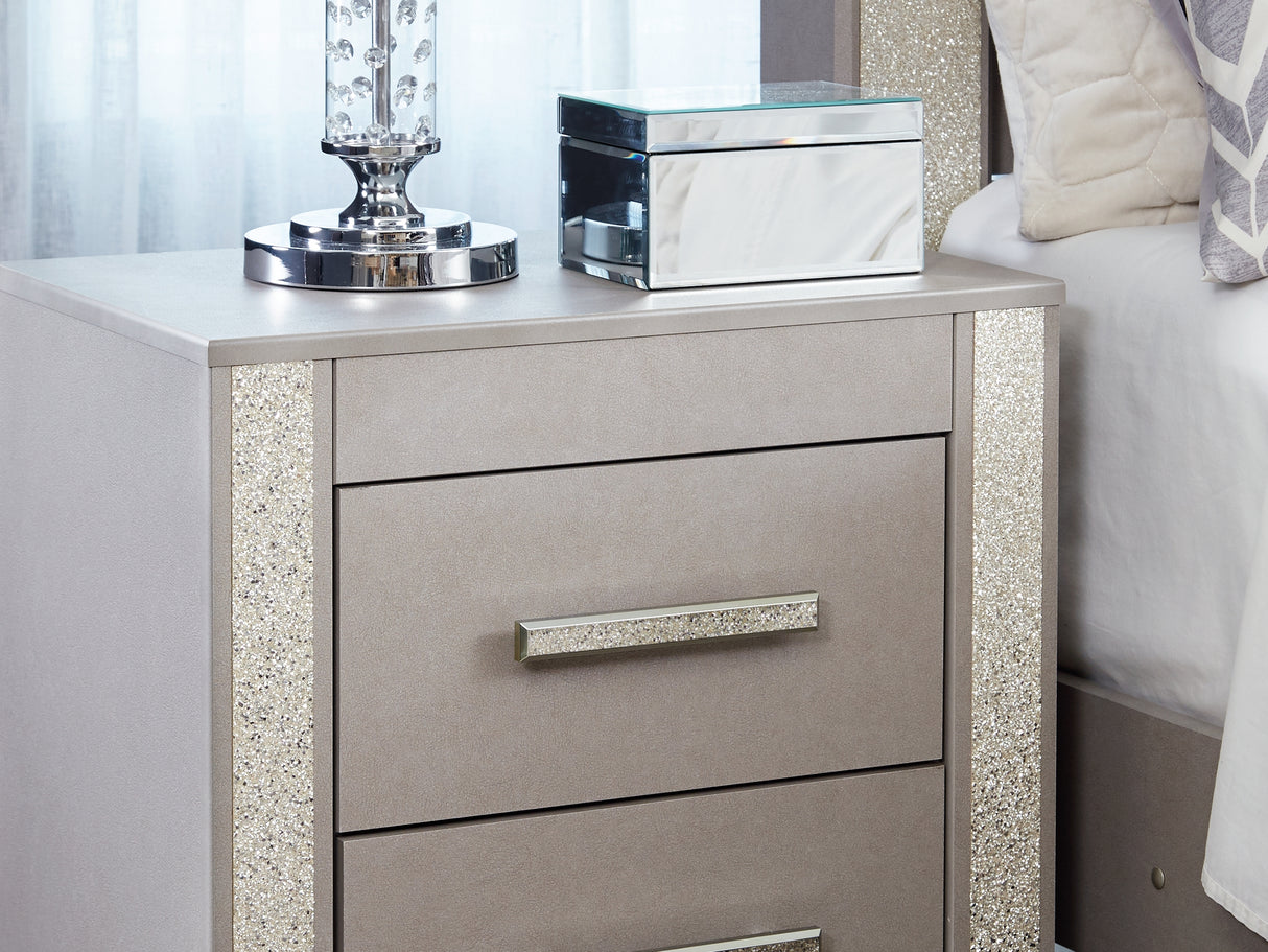 Surancha Gray Queen Poster Bed, Dresser, Mirror And Nightstand