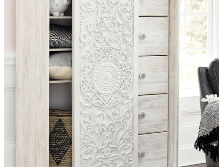 Paxberry Whitewash Queen Panel Bed And Chest