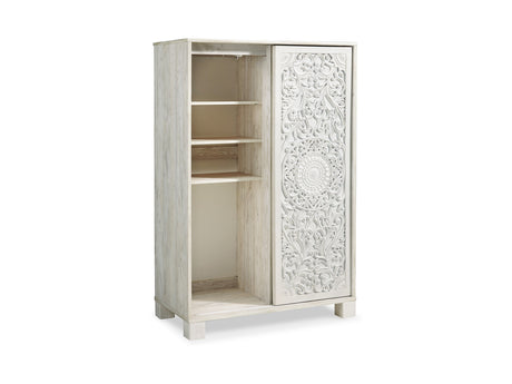 Paxberry Whitewash Queen Panel Bed And Chest