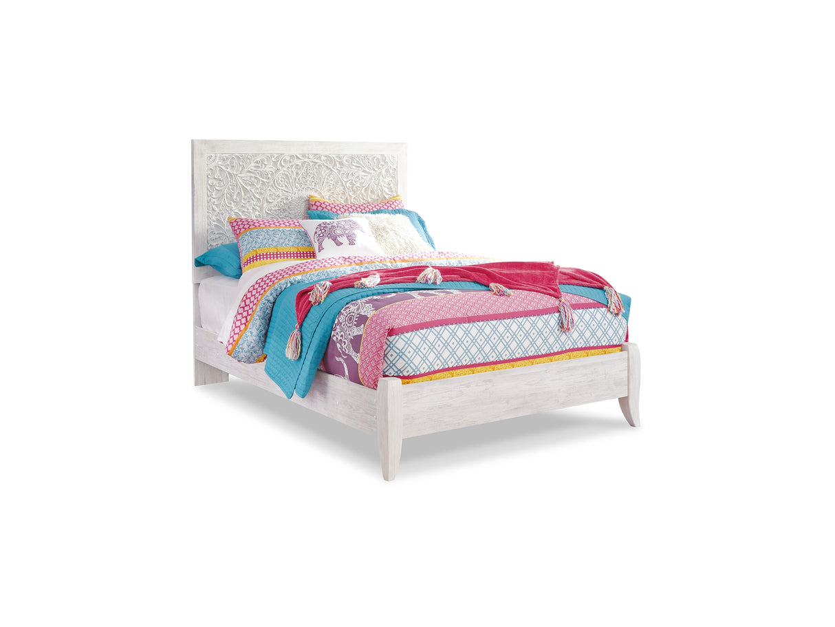 Paxberry Whitewash Full Panel Bed, Chest And Nightstand