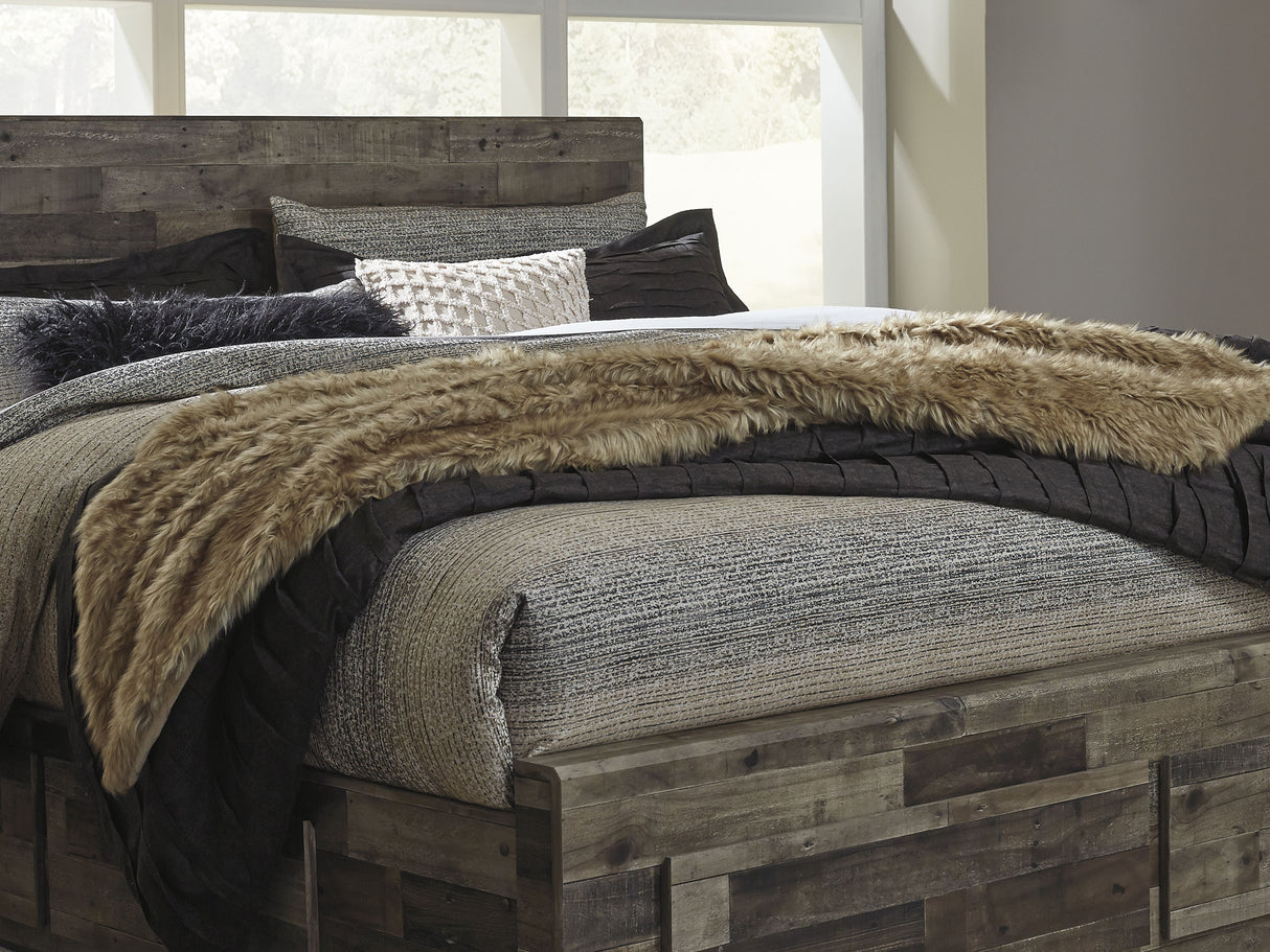 Derekson Multi Gray King Panel Bed With 4 Storage Drawers