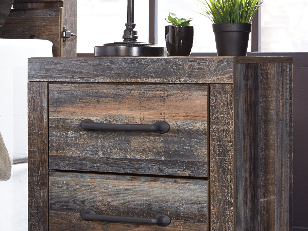 Drystan King Panel Bed And 2 Nightstands