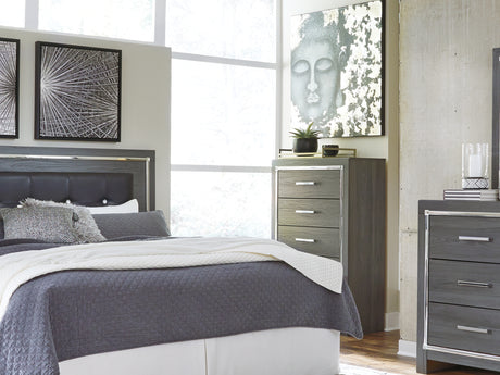 Lodanna Gray King/Cal King Panel Headboard, Dresser And Nightstand