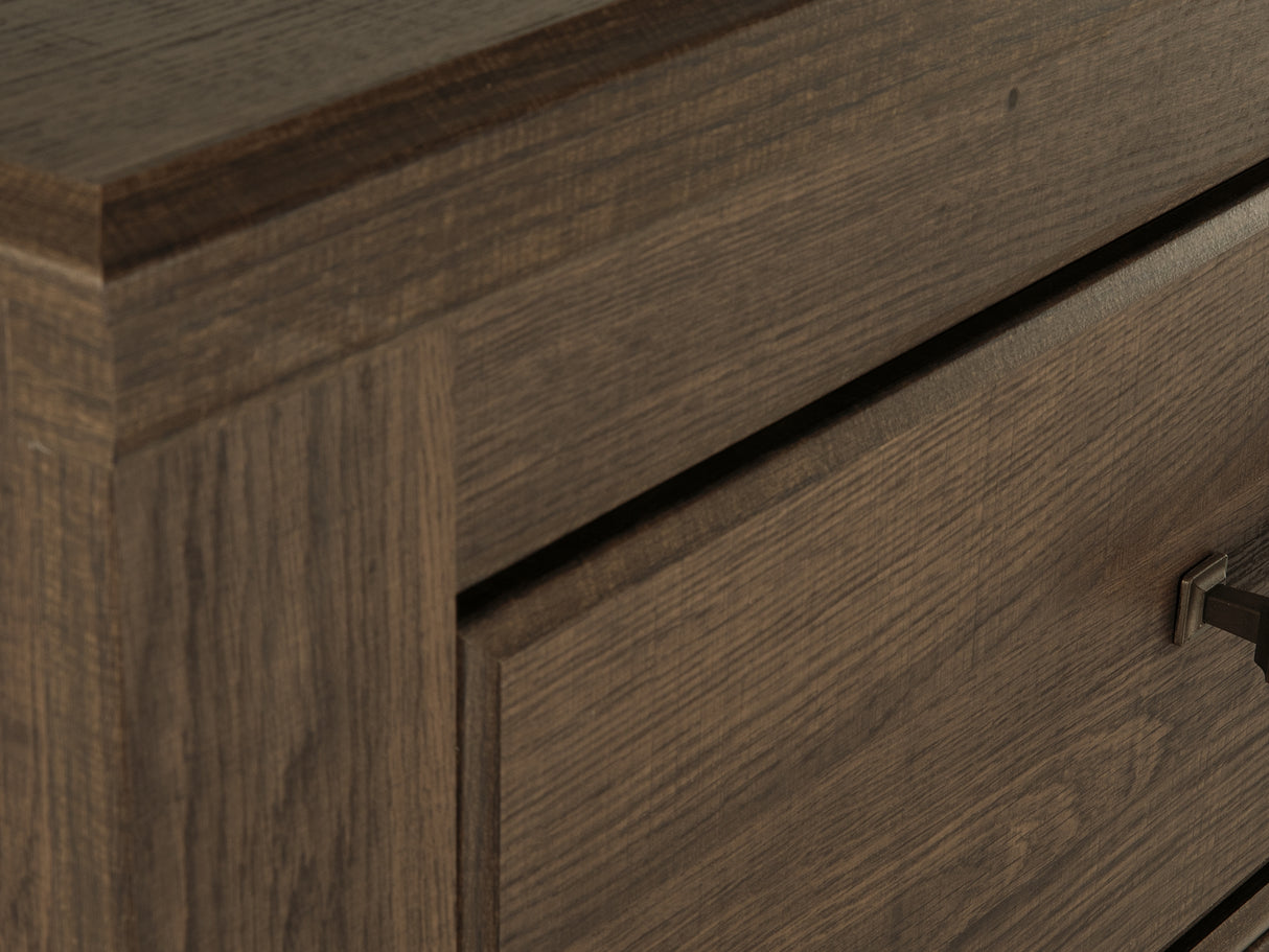 Juararo Dark Brown King Poster Bed, Chest And Nightstand