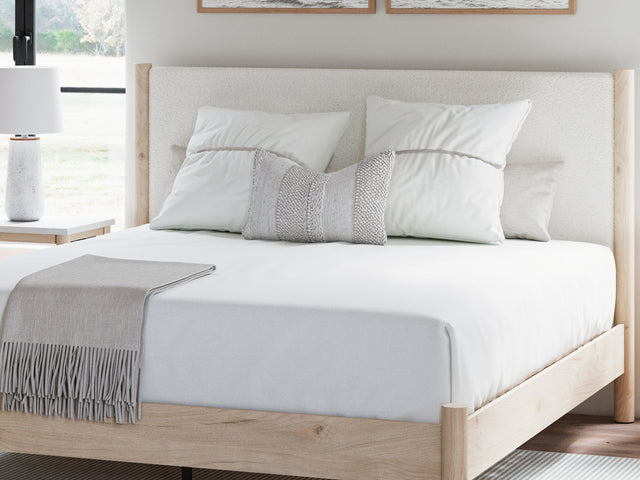 Cadmori Two-Tone King Upholstered Panel Bed