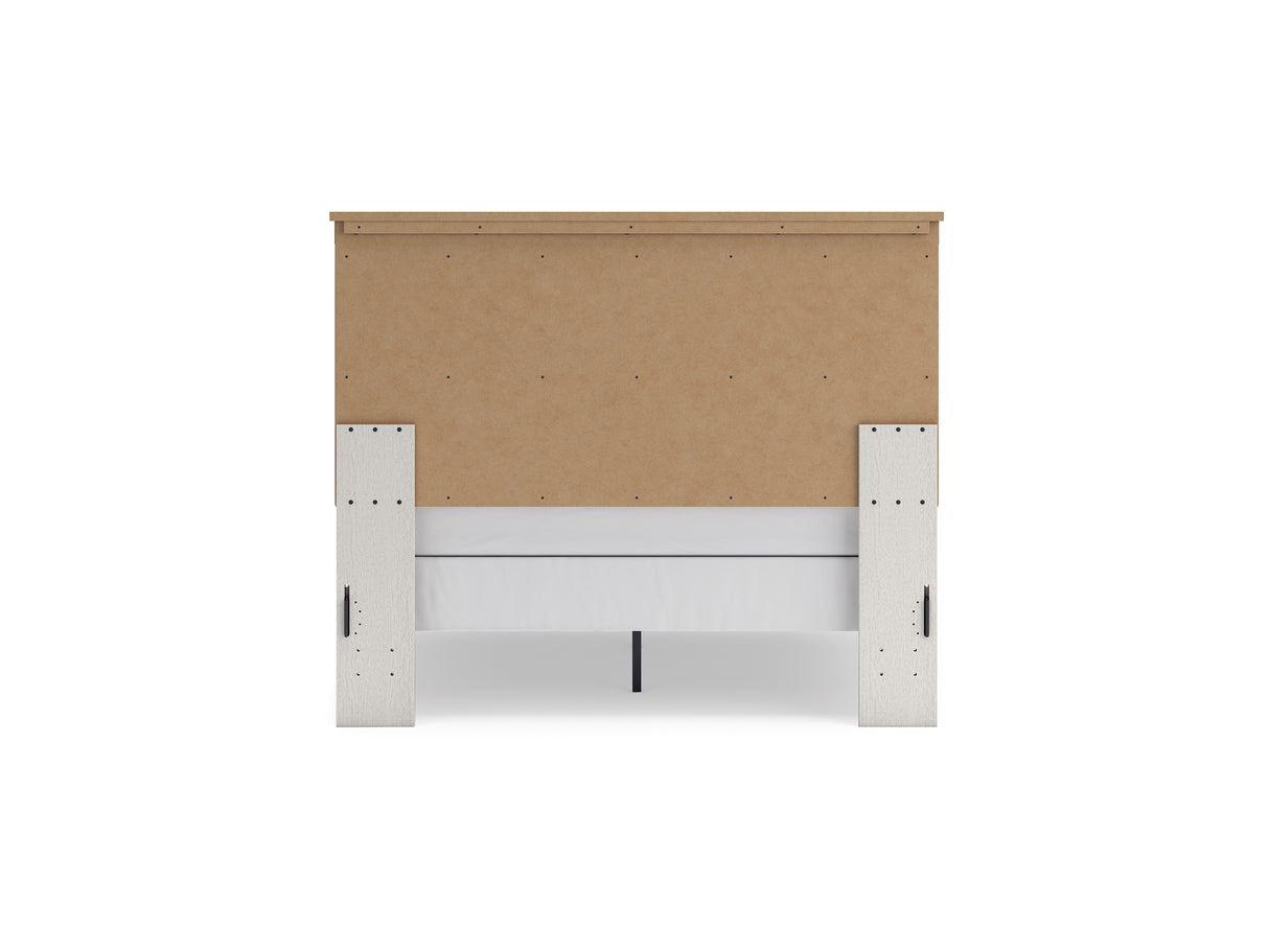 Linnocreek White/Warm Brown Queen Panel Bed, Dresser, Mirror And Nightstand