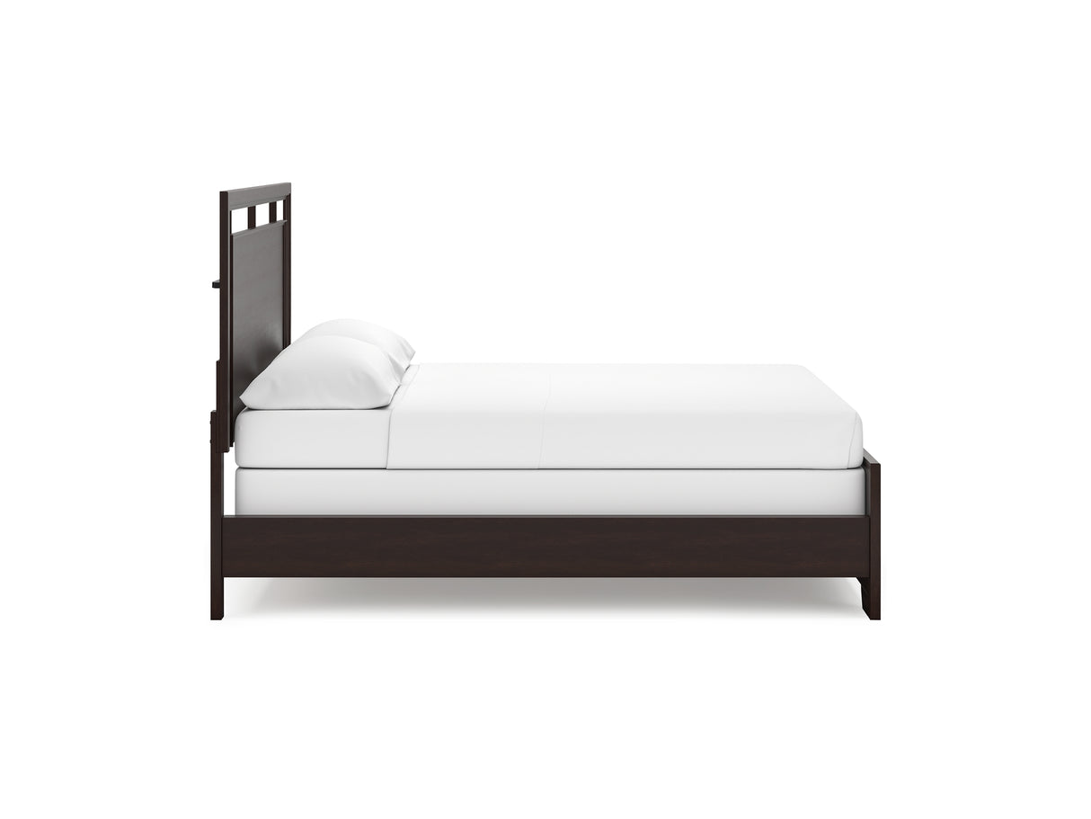 Covetown Dark Brown California King Panel Bed