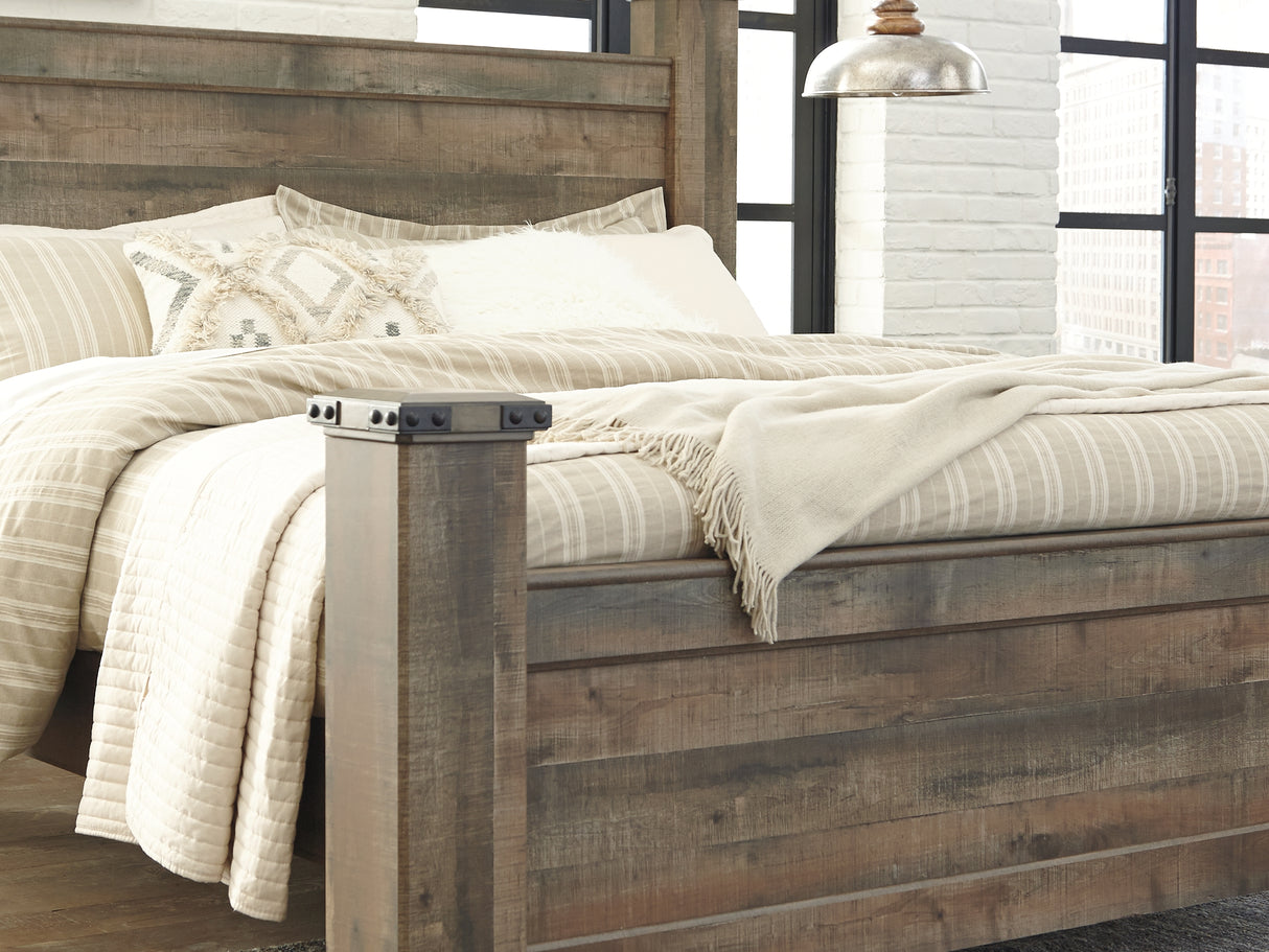 Trinell Brown King Poster Bed