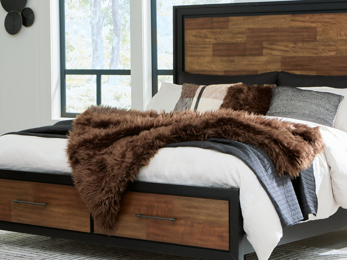Kraeburn Brown/Black Queen Panel Storage Bed