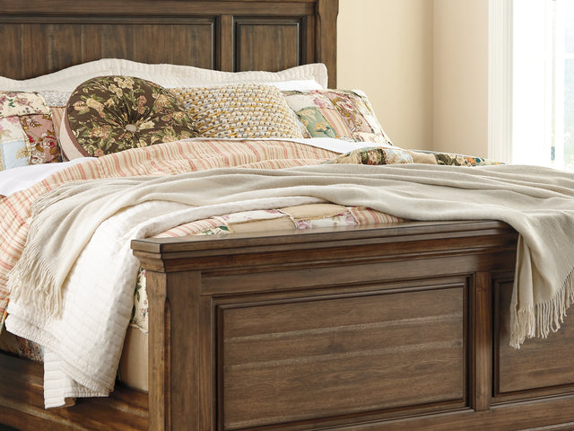 Flynnter Medium Brown Queen Panel Bed