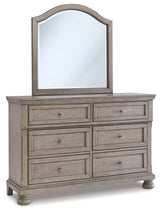 Lettner Light Gray Dresser And Mirror