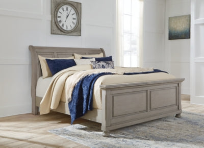 Lettner Light Gray California King Sleigh Bed