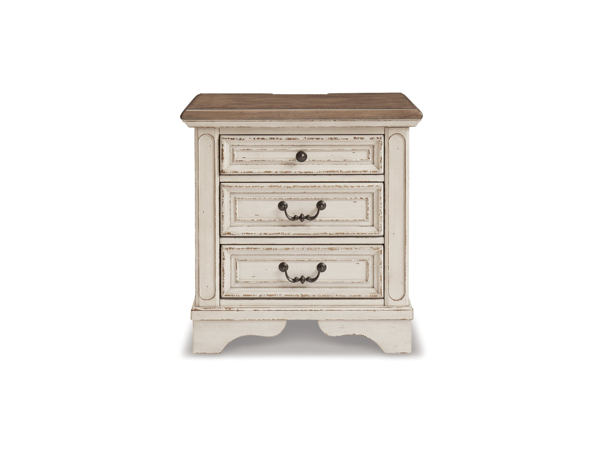 Realyn Two-Tone Queen Panel Bed, Dresser, Mirror, Chest And Nightstand