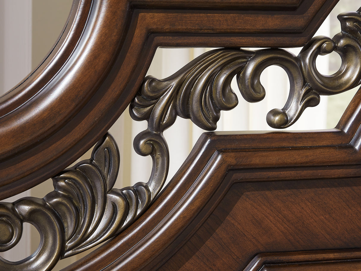 Lavinton Brown King Poster Bed