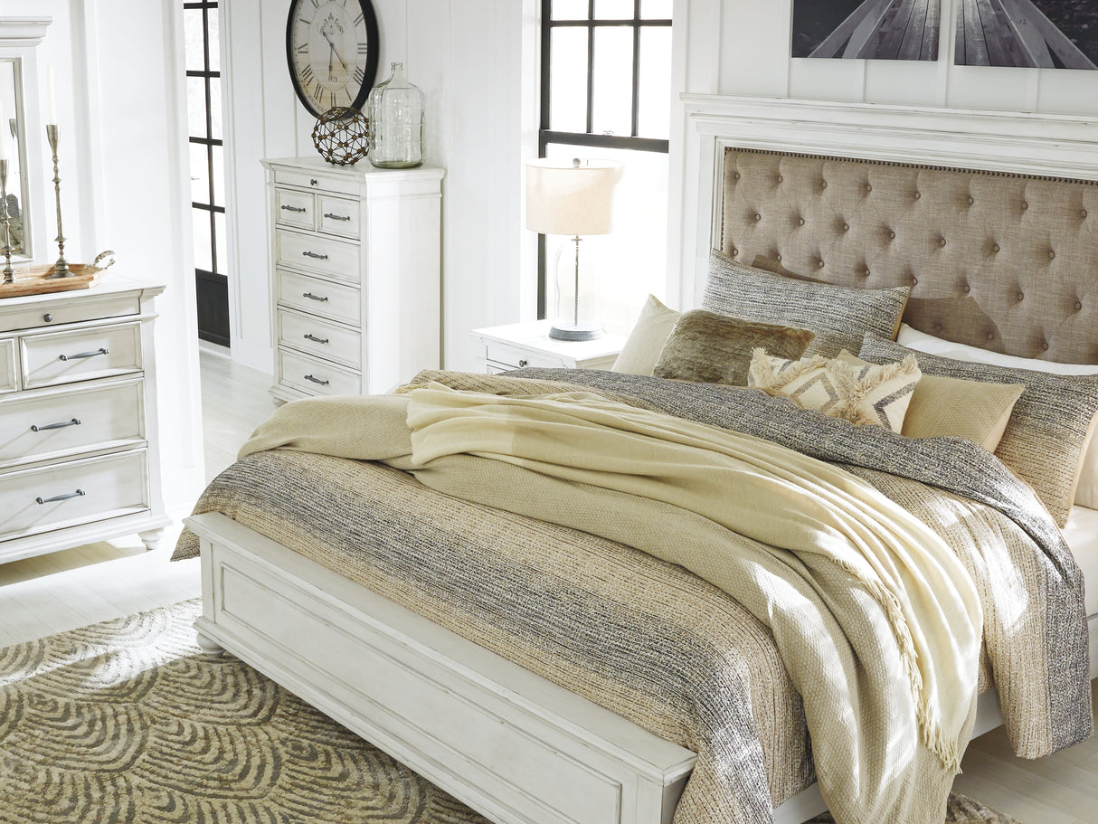 Kanwyn Whitewash Queen Panel Bed