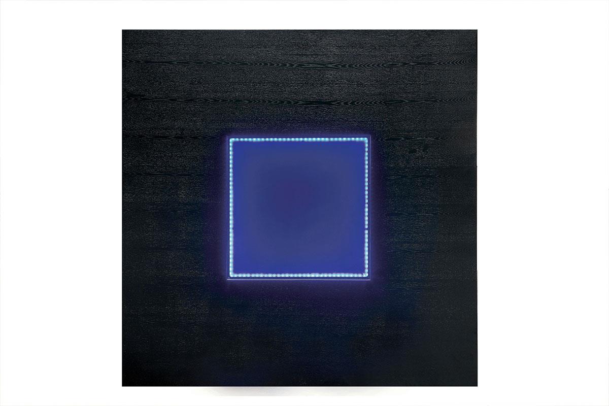 Luminar Counter Ht. Table