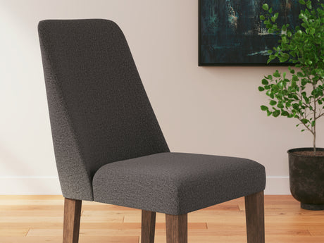 Lyncott Dining Table And 4 Chairs