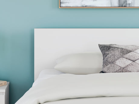 Onita White Queen Panel Platform Bed