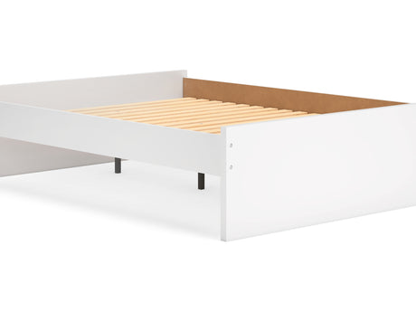 Onita White Queen Platform Bed