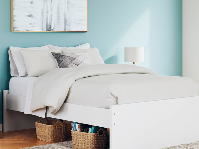 Onita White Full Platform Bed