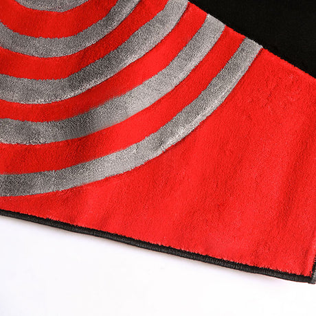 Aisling 5' 3" X 4" Black & Red Area Rug