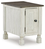 Havalance White/Gray Chairside End Table