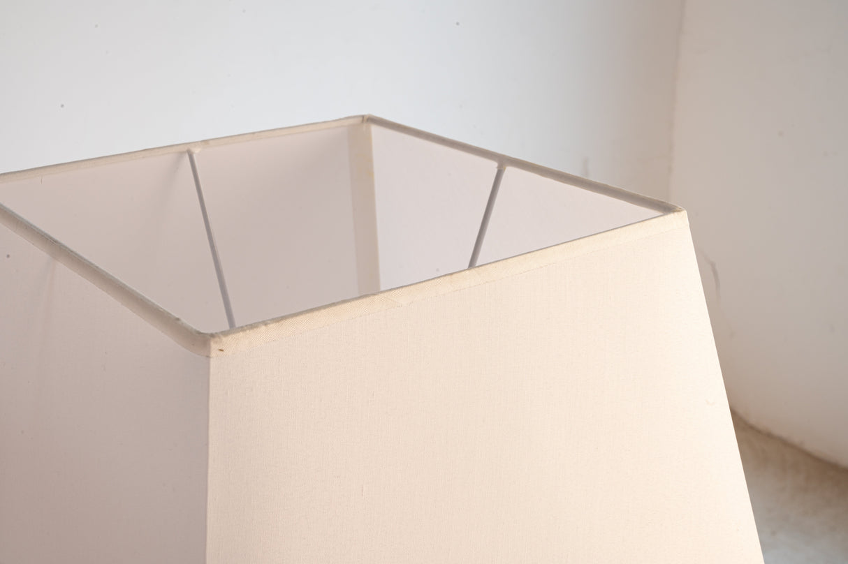 Crushed Diamond Mirrored Table Lamp