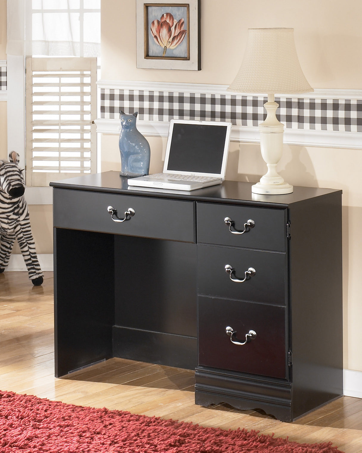 Huey Vineyard Bedroom Set