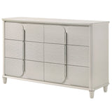 Laveda Dresser