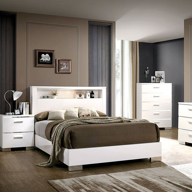 Malte White Bed