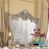Danae Bedroom Set In Champagne And Gold Finish