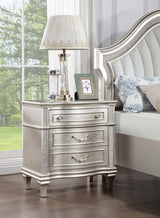 Evangeline Silver And Ivory Tufted Upholstered Platform Bedroom Set
