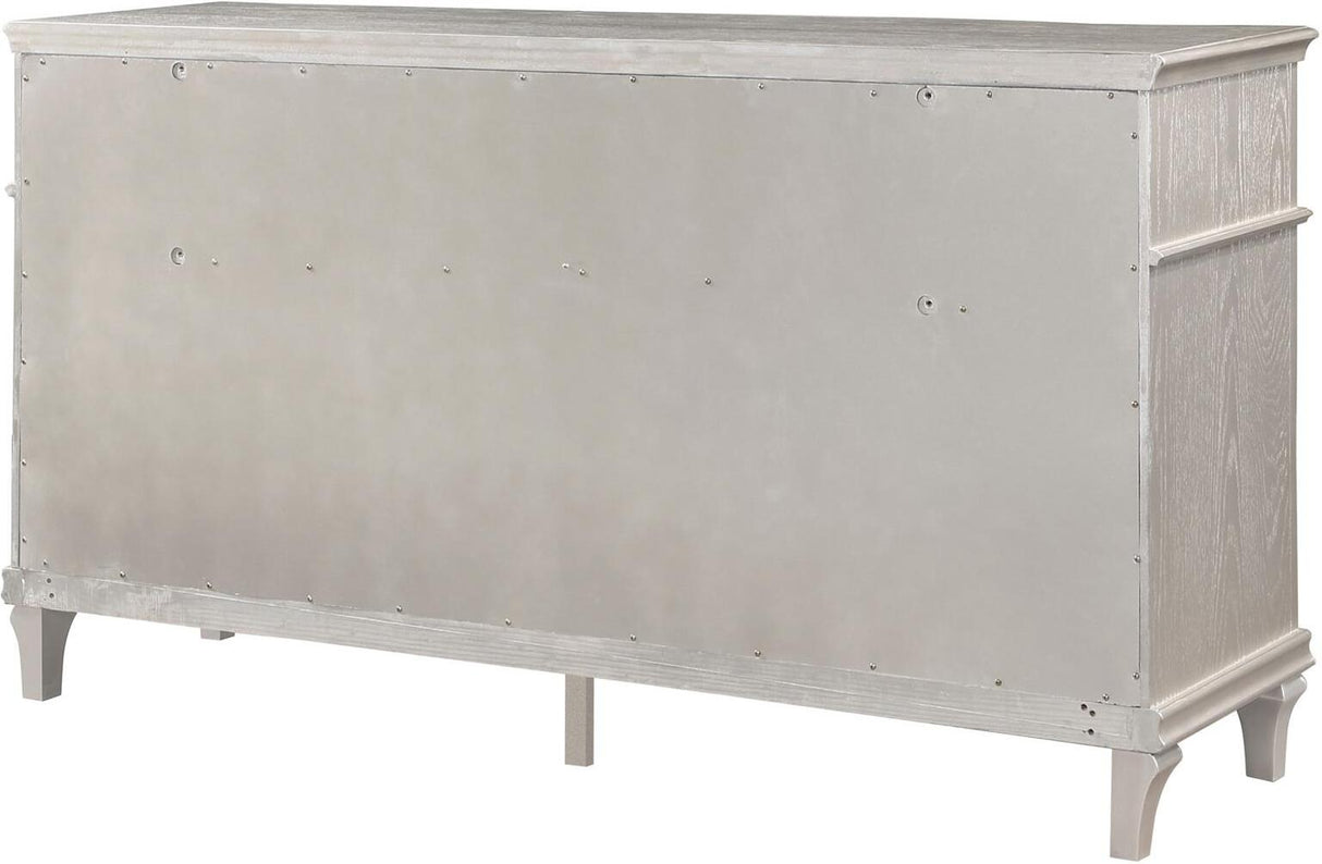 Evangeline Silver And Ivory Tufted Upholstered Platform Bedroom Set