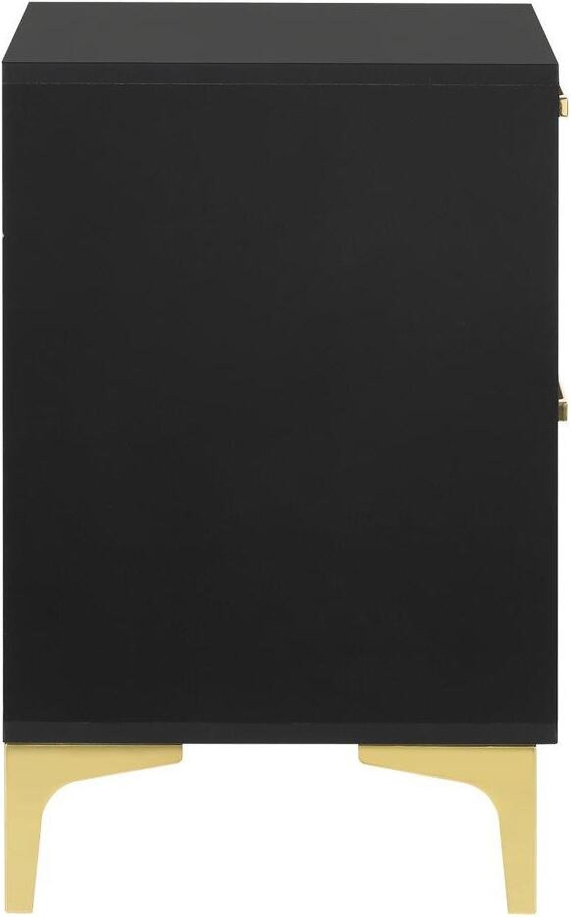 Kendall Black And Gold Tufted Upholstered Panel Bedroom Set