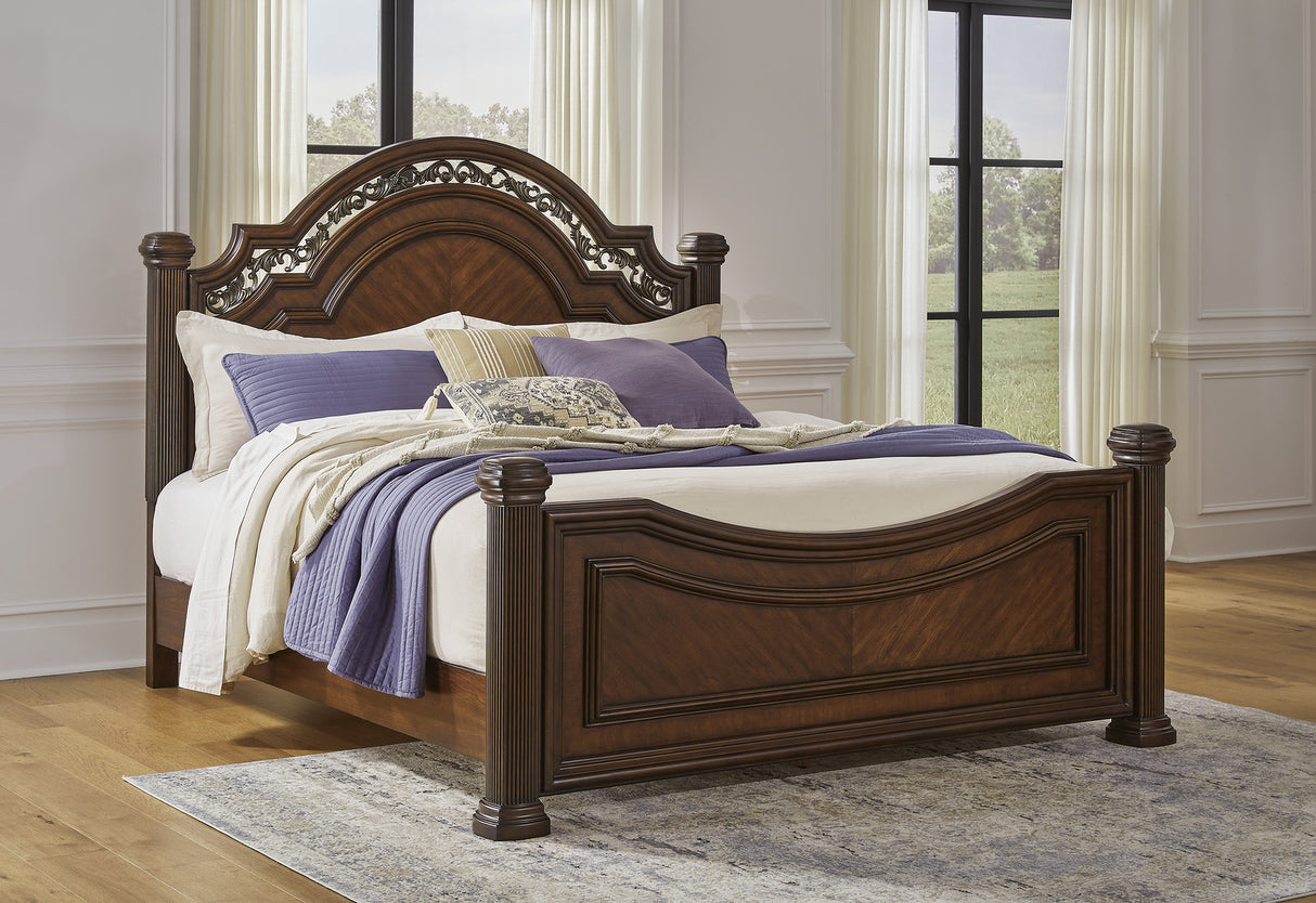 Lavinton Brown Poster Bedroom Set